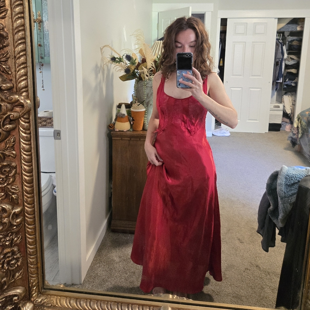 Cabernet Red Lace Sleepwear